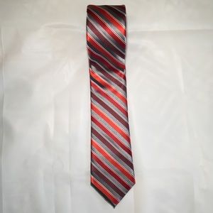 NWOT J. Ferrar Red Silver Purple Striped w/Tie Bar